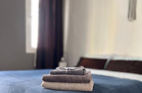 Tarragona Apartment | Smiths 12 Apartment