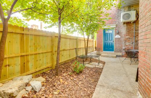 Smoketown Jackson Apartment | Smoketown Side Shack - 1 Block to Hospitals!