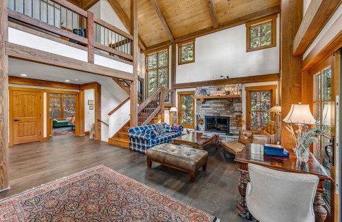 Snoqualmie Pass House | Snoqualmie Lodge