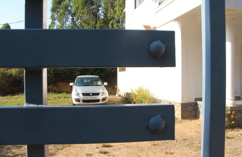 Kanthalloor Bed & Breakfast | Snow White Holiday Apartments, Kanthaloor