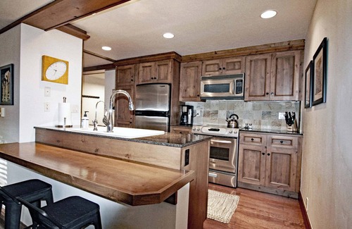 Sun Valley Condo | Snowcreek, Prime Sun Valley Resort Location, Ski In-Ski Out, Hot Tub!