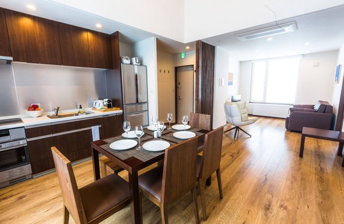 Niseko Hotel | SnowDog Village