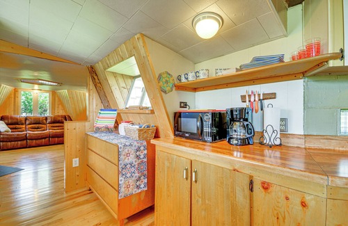 Clark Cottage | 'snowflake Cabin' - Mins to Cody & Red Lodge!