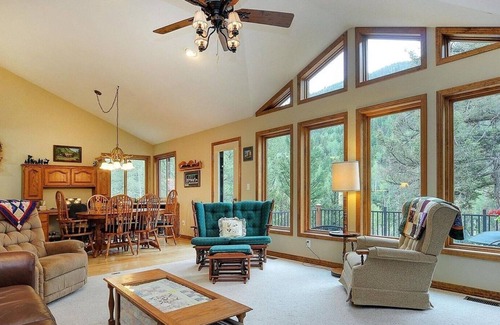 Buena Vista Cabin | Snowmobile or UTV In & Out from Cabin