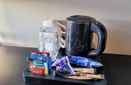 Lillhagen House | Snug hotel room with free breakfast
