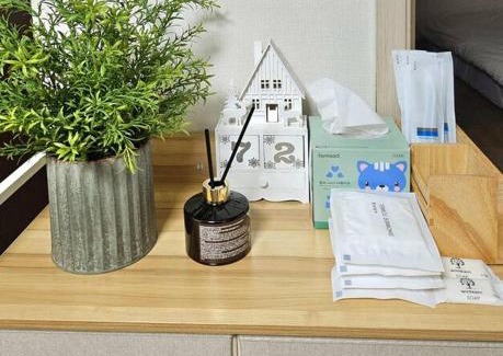Yongduil-tong Apartment | Snug J House