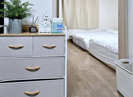 Yongduil-tong Apartment | Snug J House