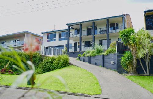 Fishing Point House | So Sweet Home with Water View