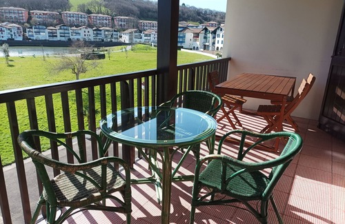 Behobie Apartment | SOCOA SAINT-JEAN-DE-LUZ, 5 mn de la plage, WIFI, Large terrace for meals