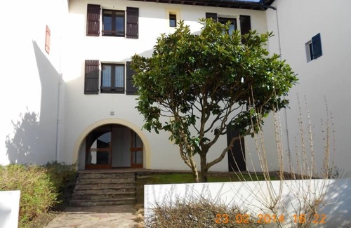 Behobie Apartment | SOCOA SAINT-JEAN-DE-LUZ, 5 mn de la plage, WIFI, Large terrace for meals