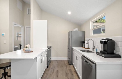 Courier City - Oscawana House | SoHo Suite by Brightwild | Steps to SoHo!