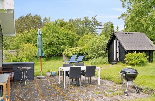 Klint House | "Soili" - 750m from the sea by Interhome