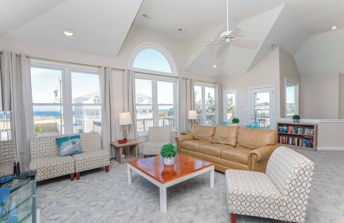 Sandbridge House | Sojourn Ocean Dreams Sleeps 18+