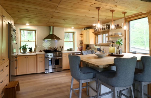 Spring Mills Cabin | Solar Cabin: A Modern, Off-grid Retreat on 100 Acres