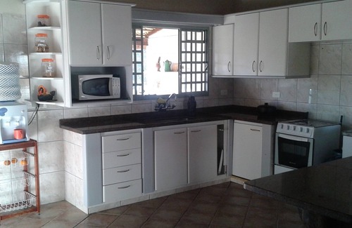 Caldas House | SOLAR DAS LARANJEIRAS, 06 Suites + 02 Bedrooms, Full Kitchen