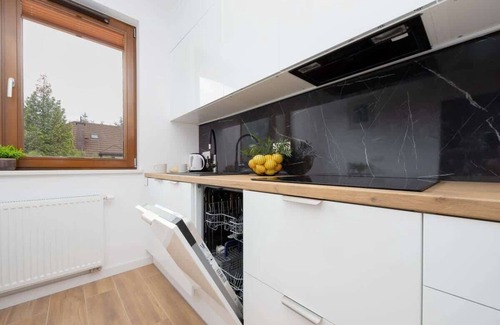 Wlochy Apartment | Solipska 15A | Practical Apartment | Parking