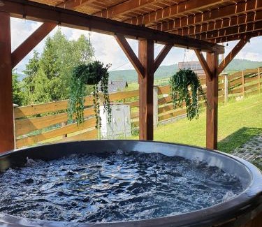 Rycerka Dolna House | Solna Chata-dom na wyłączność Grota solna, balia, sauna, basen