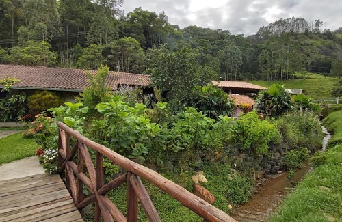 Bom Jardim Hotel | Solo Sagrado