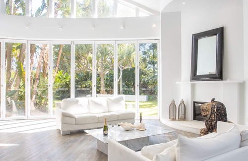 Casuarina Resort | Somerleys Ocean Retreat - Beachfront Resort Style Property