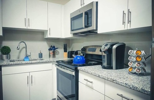 South Bound Brook Apartment | Somerset*1Bd* NoCleaningFee*Parking*Gym*Train 2 NY