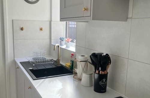Northampton Apartment | Somerset House with Garden, 2 bedrooms
