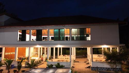 Piriyapatna Hotel | Sonam hotel and restaurant