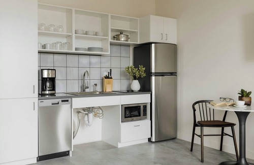 Highland Apartment | Sonder by Marriott Bonvoy The Artesian Apartments LoHi