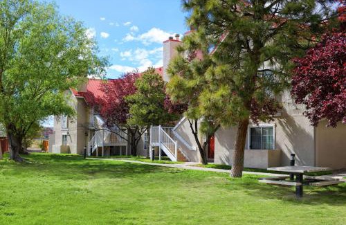 Northeast Heights Hotel | Sonesta ES Suites Albuquerque