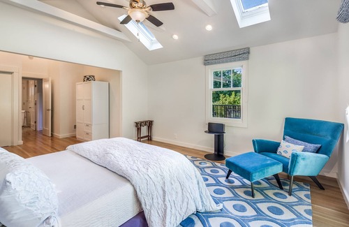 Santa Rosa House | Sonoma County Escape with pool, fire pit, bocce ball, gym