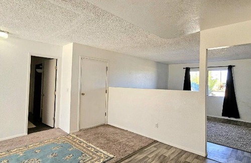 Pomerene House | Soothing 3-bedroom house in charming mature neighborhood in Benson