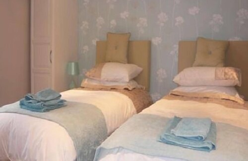 Ripley Bed & Breakfast | Sophie's Bed and Breakfast
