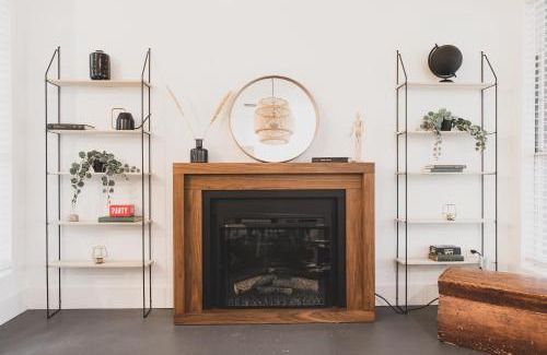 The Colony Villa | Sophisticated Minimalist Modern Home w/pool and spa