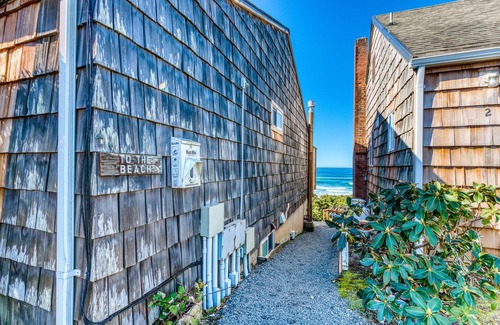 Edgewater Shores Cottage | Sophisticated oceanfront home with beach views & private hot hub - dog-friendly
