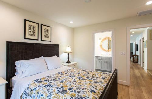 Naples Park House | Sorrento Vacation Rental Cabana
