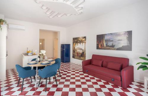 Sorrento Historic Centre Apartment | SorrentoVibes - Luxury New Sorrento Home with Terrace - Sleeps 12