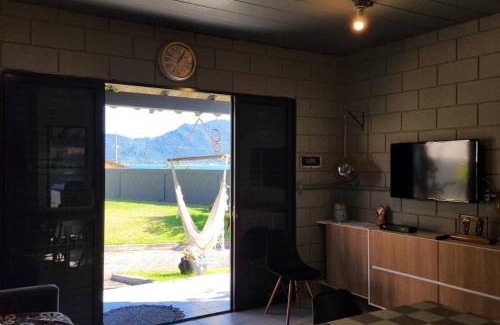 Pantano do Sul House | Sossego e pé na areia no Sul da Ilha