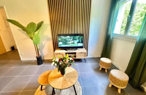 Muret Apartment | " Souffle Vert " Wifi - TV - 4 personnes