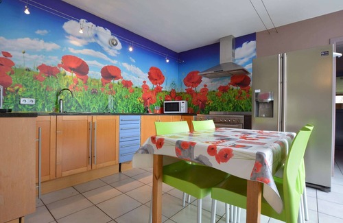 Waimes Villa | Sourbrodt Villa with Pool