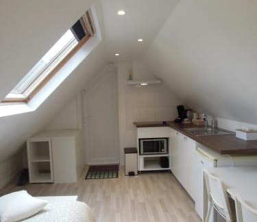 Grez-Doiceau House | Sous un toit perché