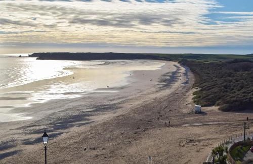 Tenby House | South Beach View