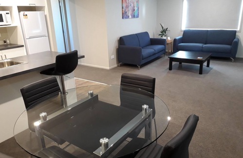 Invercargill House | South City Accommodation unit 1