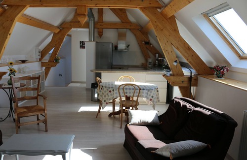 Villefranche-de-Panat Apartment | South facing new apartment with panoramic views for nature lovers