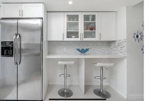 Bel Air Condo | SOUTH FLORIDA VACATION RENTAL. Work from home at the beach LOCATION LOCATION