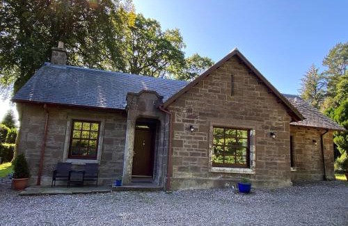 Glenisla House | South Lochton Lodge