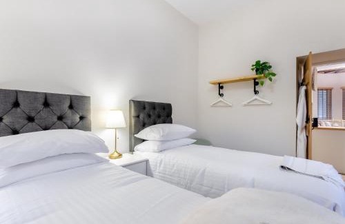 Driffield House | South Lodge