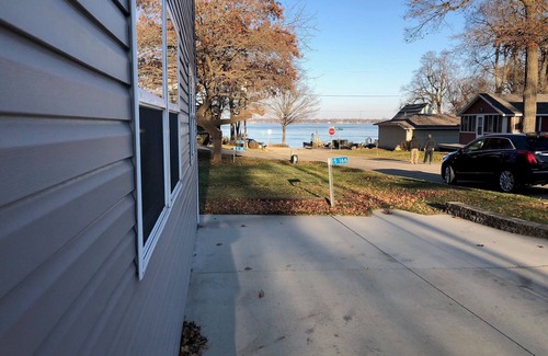 Clear Lake House | South Shore Cottage