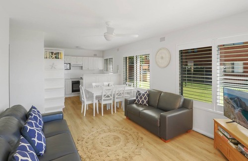 Avoca Beach Apartment | South Strand 3 - Prime Spot