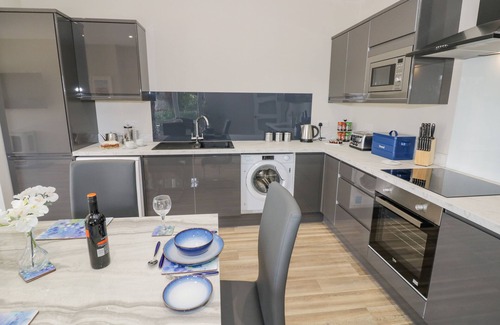 Forest of Dean Cottage | SOUTHEND, pet friendly, with a garden in Welland