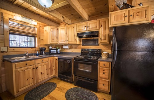 Mentone Cabin | SOUTHERN CHARM w/Hot Tub - Mountains Are Calling And We Must Go!