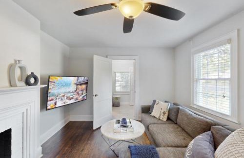 Charlotte House | Southern Comfort Retreat